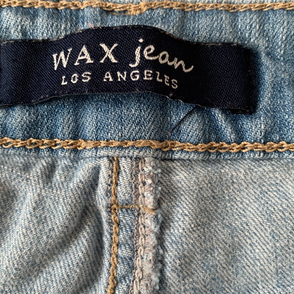 Wax Jean L.A. Straight Leg Jeans with Distressing & Classic Fit EUC - Picture 8 of 11